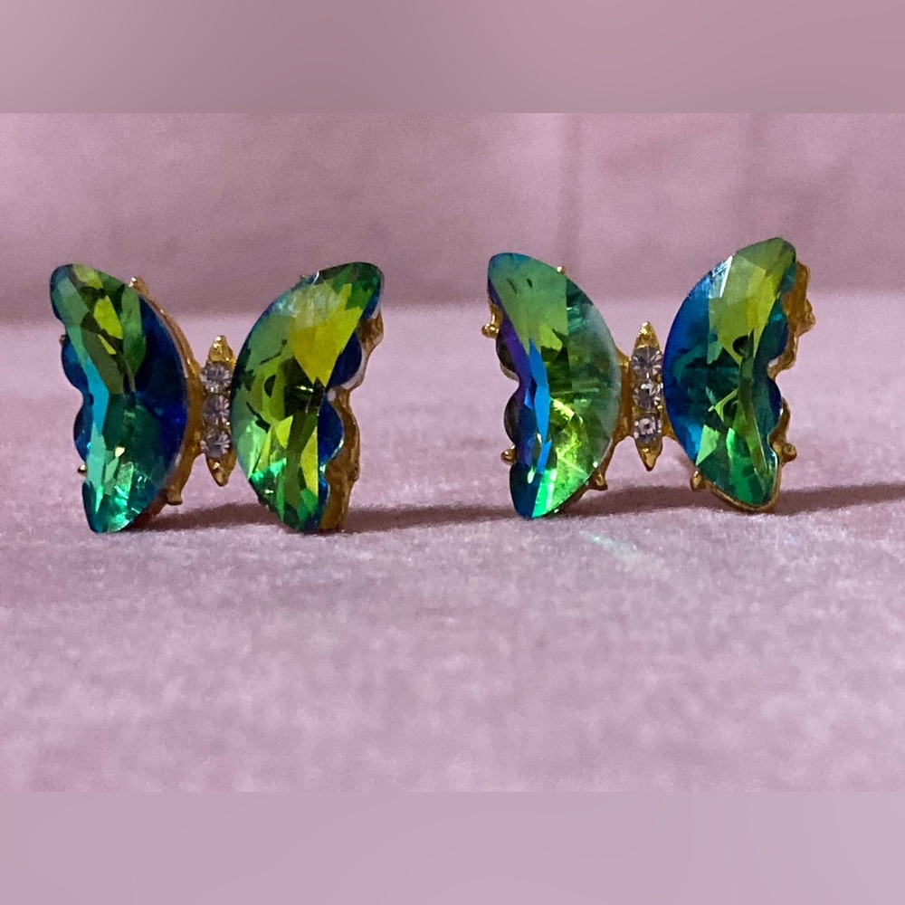 Green /Blue Butterfly Stud Earrings - Picture 2 of 8